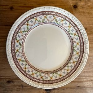8 (!) Cynthia Patterned Spode Dining Plates